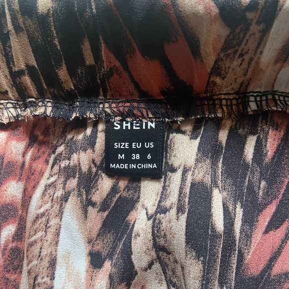 🌸 SHEIN 🌸 two piece skirt set - Picture 6 of 10